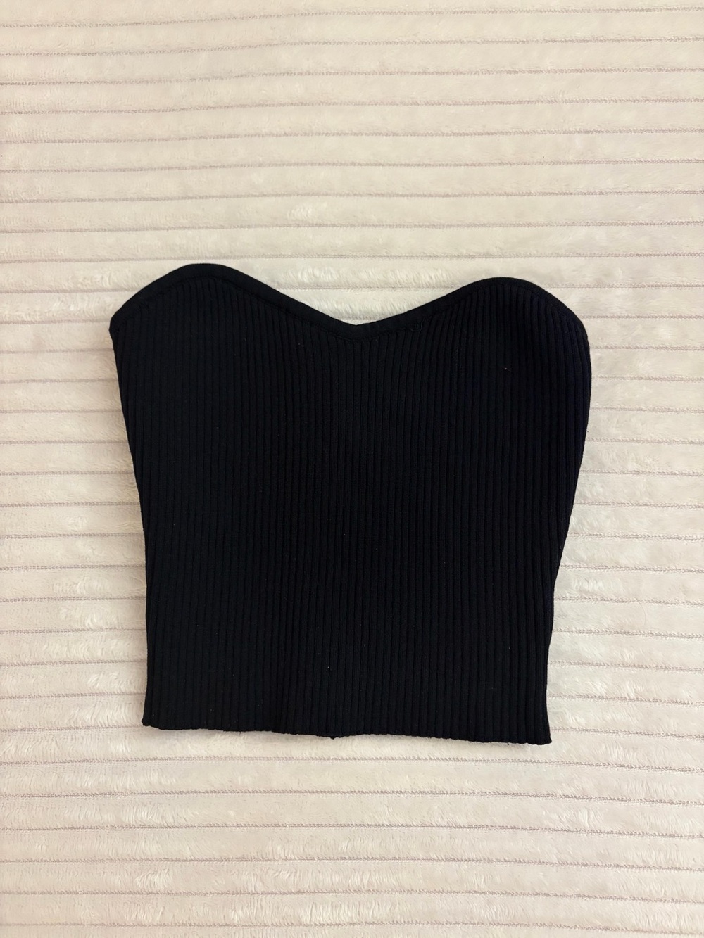 Black Ribbed Strapless Crop Top ✨